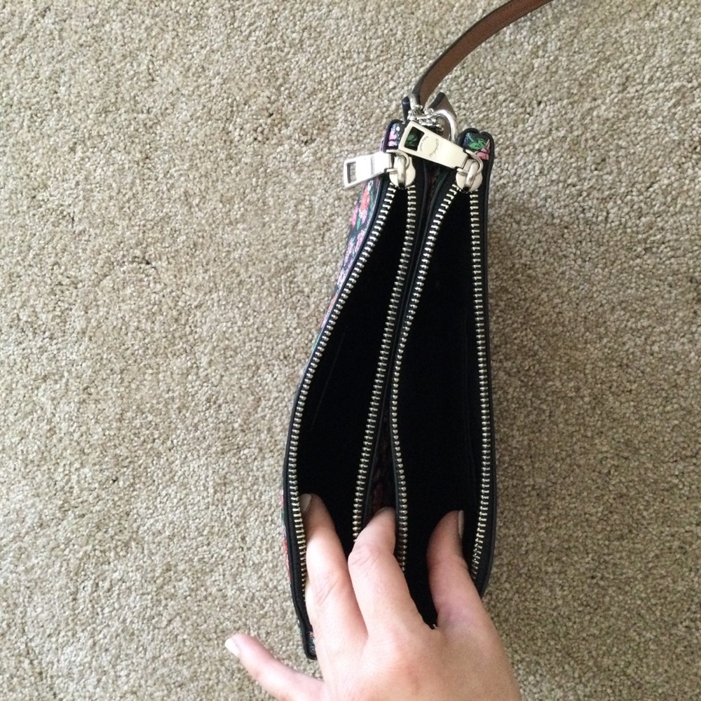 COACH Floral Crossbody - Picture 5 of 7
